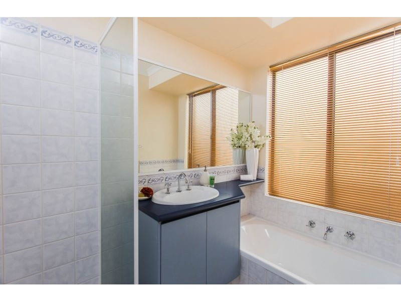 40B Lamond Street, Melville WA 6156