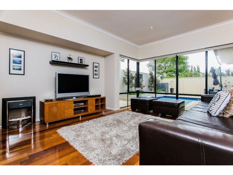 22A Bickley Crescent, Manning WA 6152