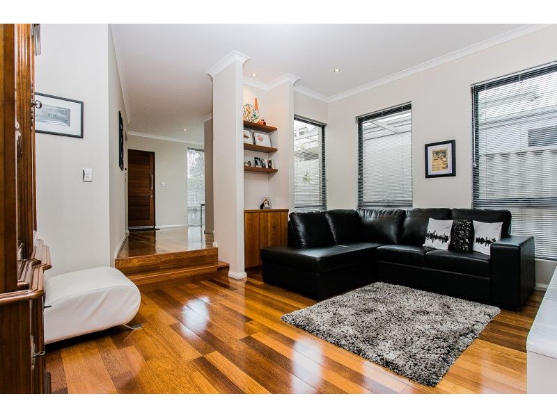 22A Bickley Crescent, Manning WA 6152
