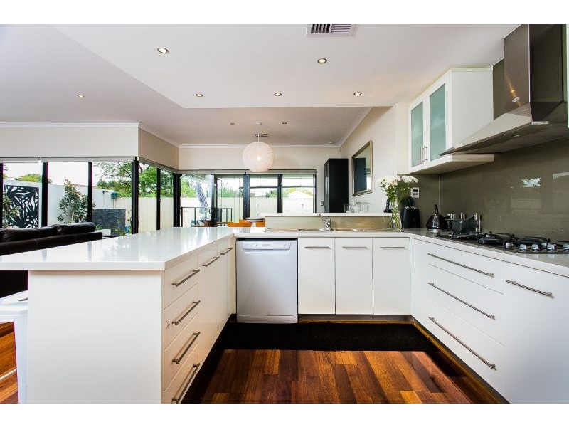 22A Bickley Crescent, Manning WA 6152