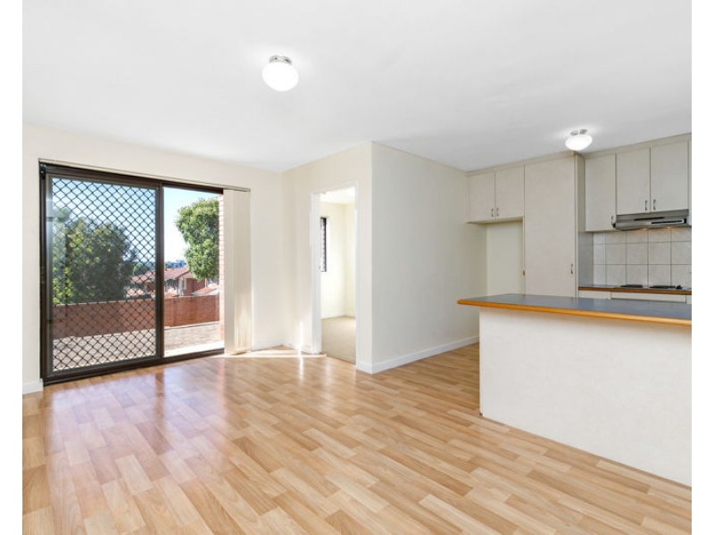 1/46 King George Street, Victoria Park WA 6100