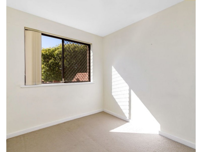 1/46 King George Street, Victoria Park WA 6100