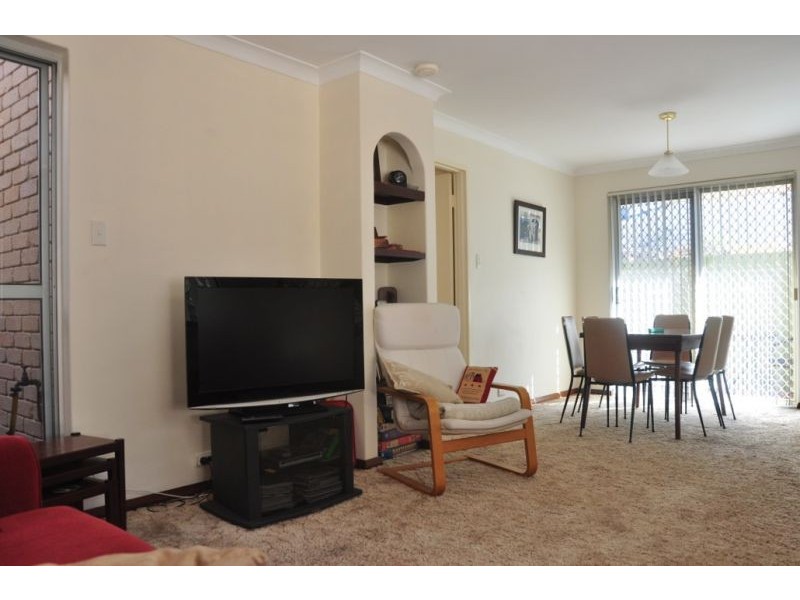 1/5 Eleanor Street, Como WA 6152