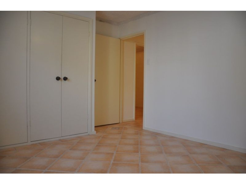 1/440 Canning Highway, Como WA 6152