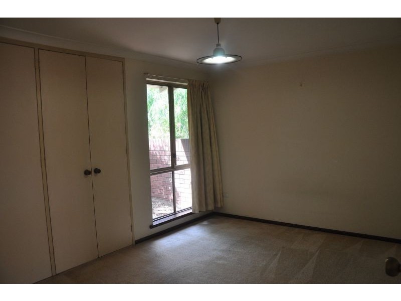 1/63 Park Street, Como WA 6152