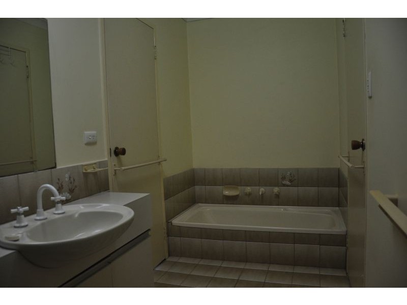 1/63 Park Street, Como WA 6152