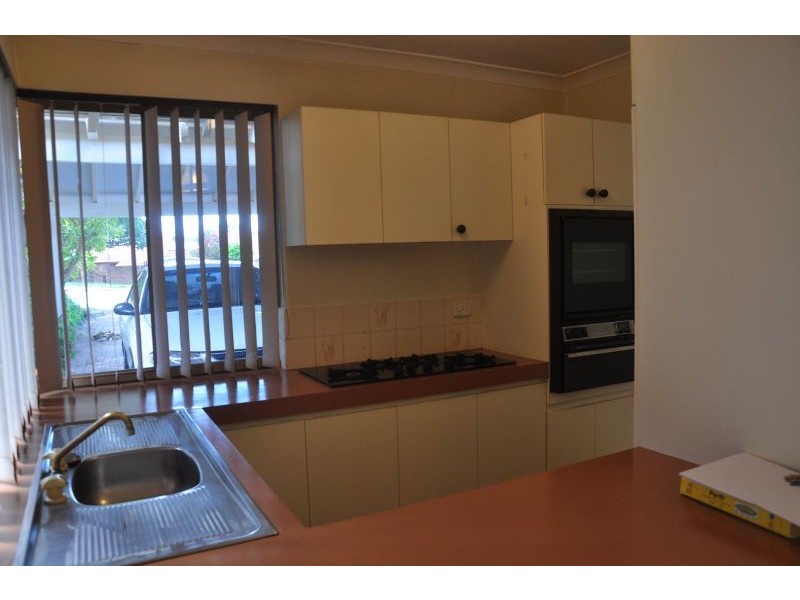 1/63 Park Street, Como WA 6152