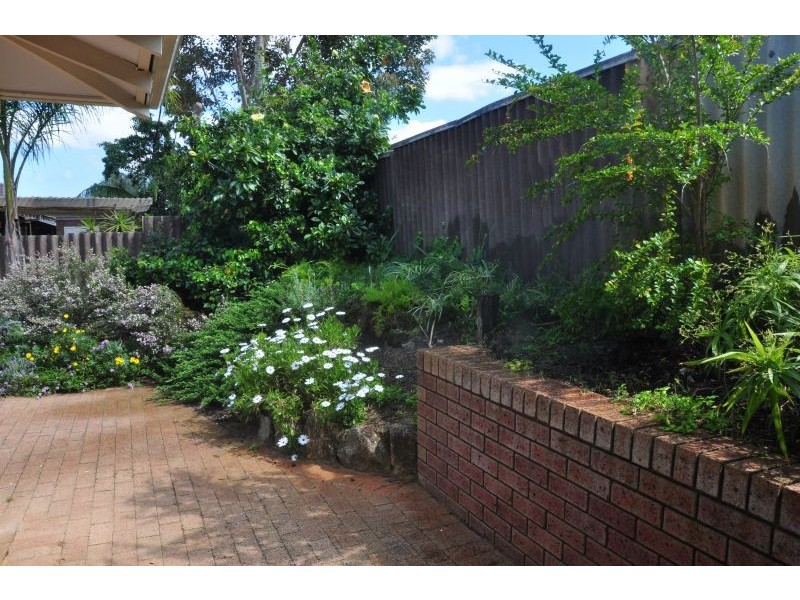 1/63 Park Street, Como WA 6152