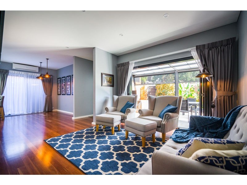 1/70 Strickland Street, South Perth WA 6151