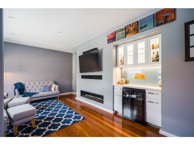 1/70 Strickland Street, South Perth WA 6151