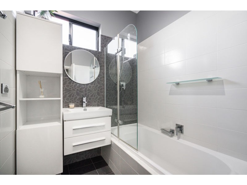 1/70 Strickland Street, South Perth WA 6151