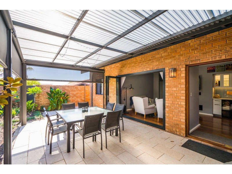 1/70 Strickland Street, South Perth WA 6151