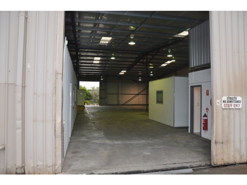 51 Division Street, Welshpool WA 6106