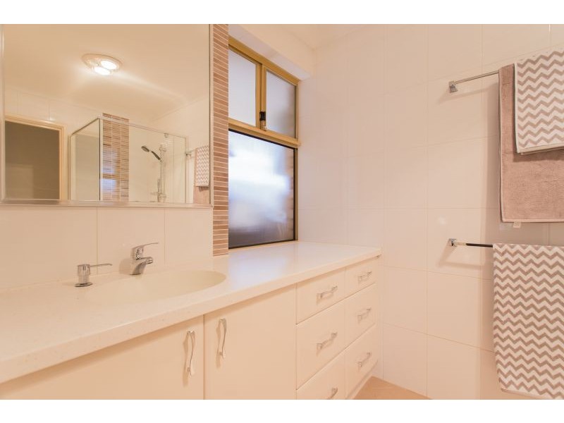 13 Capill Corner, Leeming WA 6149