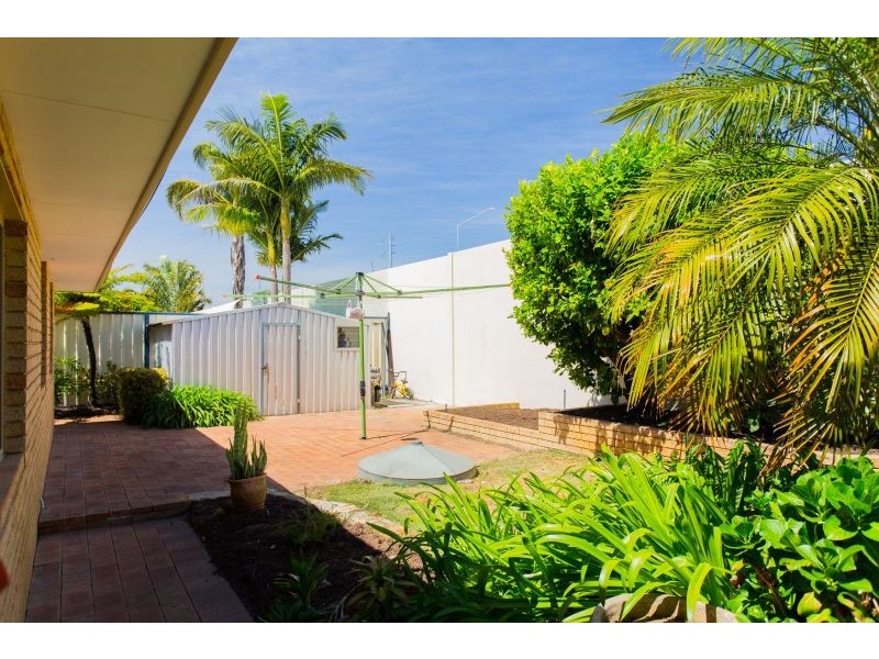 13 Capill Corner, Leeming WA 6149
