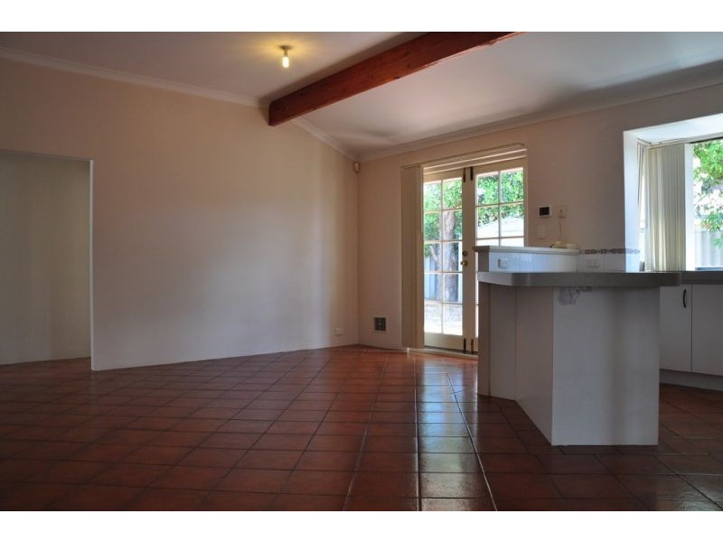 158 Gladstone Road, Rivervale WA 6103