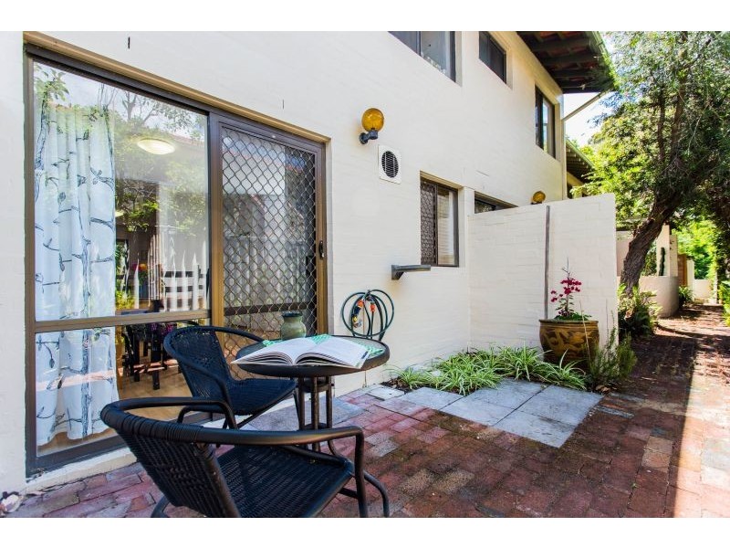 6/373 Canning Highway, Como WA 6152