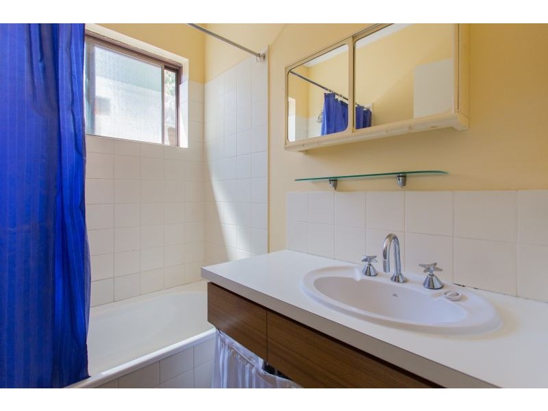 1/30 Alston Avenue, Como WA 6152
