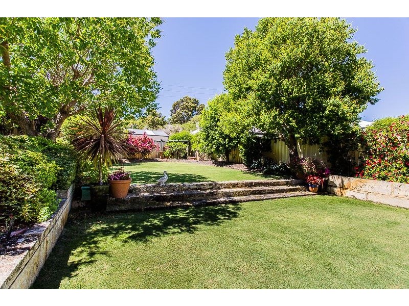 5 Killaloe Place, Waterford WA 6152