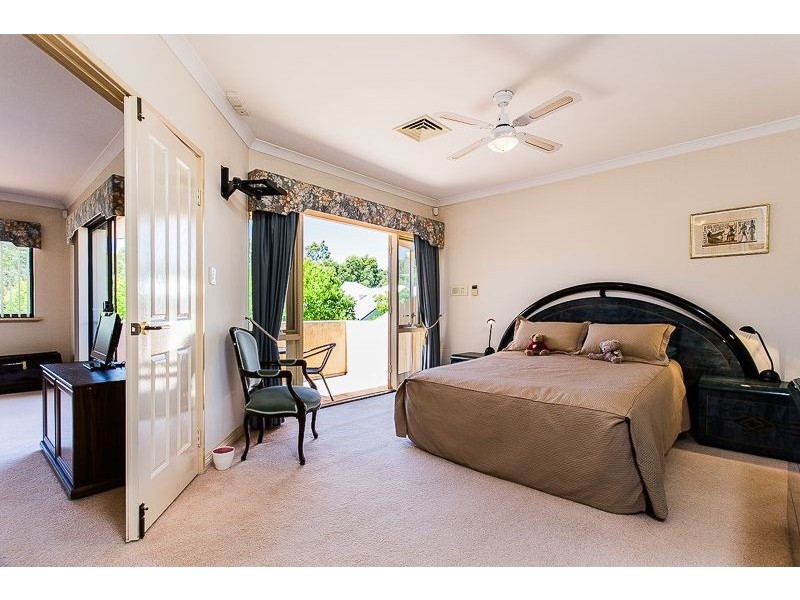 5 Killaloe Place, Waterford WA 6152