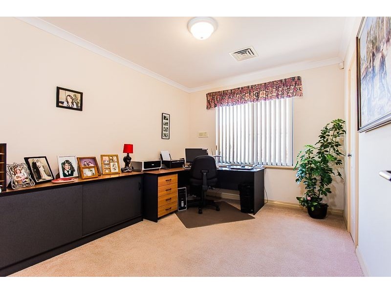 5 Killaloe Place, Waterford WA 6152