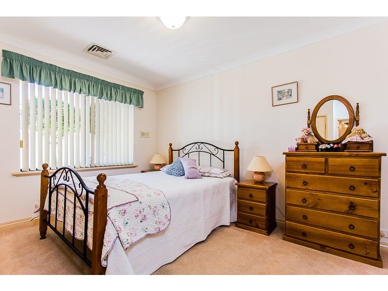 5 Killaloe Place, Waterford WA 6152