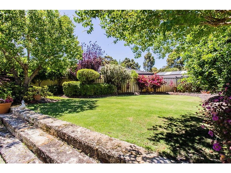 5 Killaloe Place, Waterford WA 6152