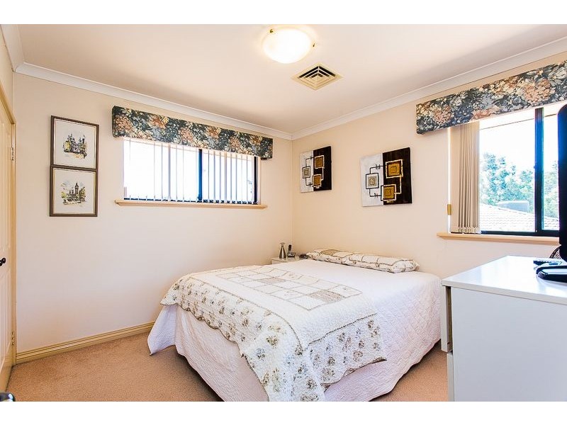 5 Killaloe Place, Waterford WA 6152