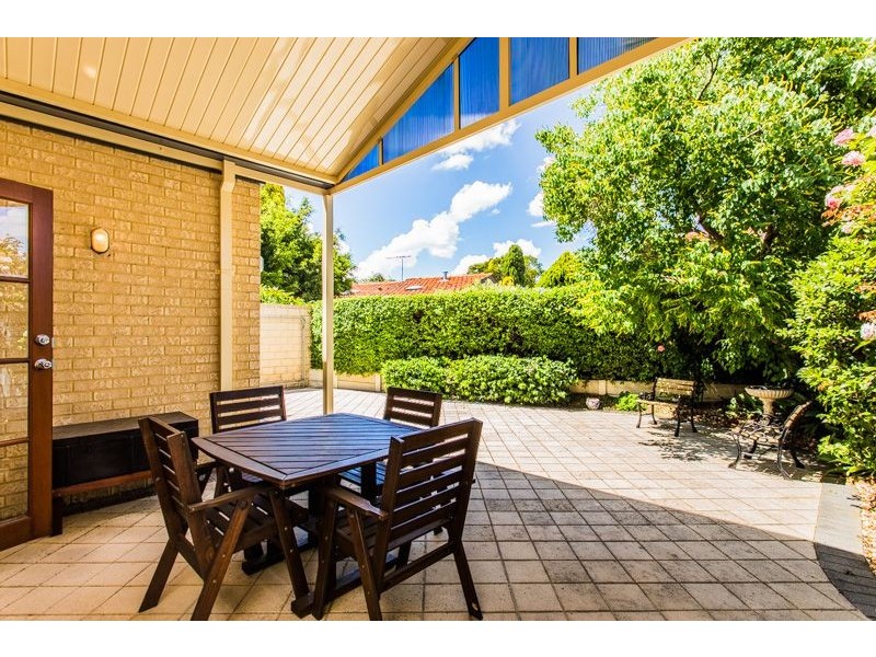 25b Saunders Street, Como WA 6152