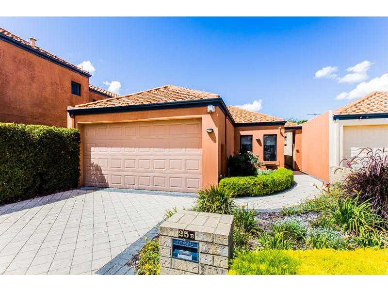 25b Saunders Street, Como WA 6152