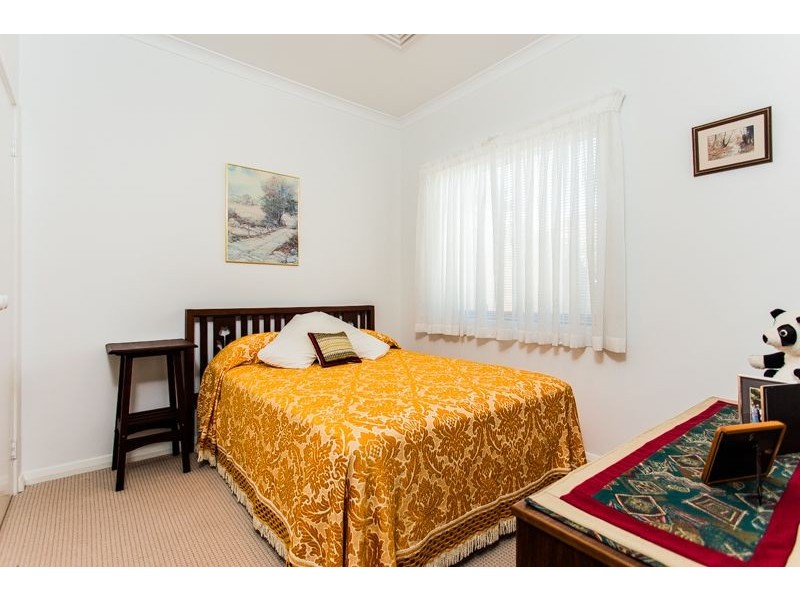 25b Saunders Street, Como WA 6152