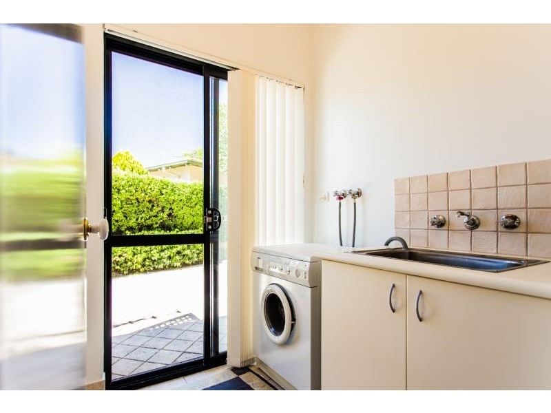 25b Saunders Street, Como WA 6152