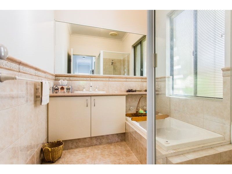 25b Saunders Street, Como WA 6152