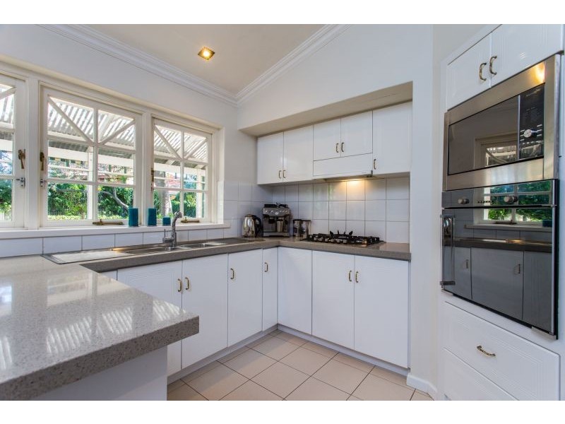 7 Broad Street, Kensington WA 6151