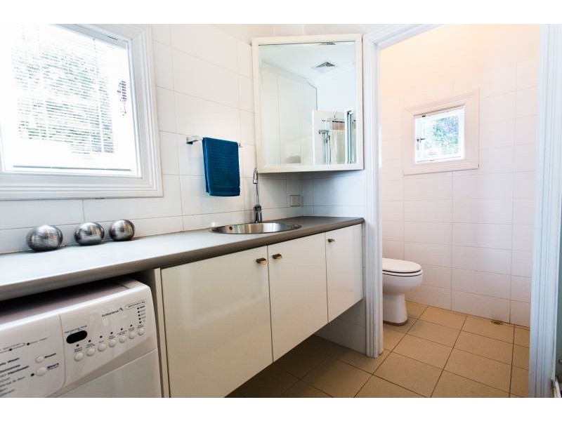7 Broad Street, Kensington WA 6151