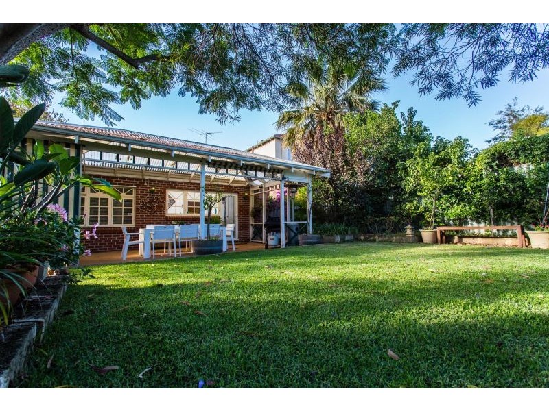 7 Broad Street, Kensington WA 6151