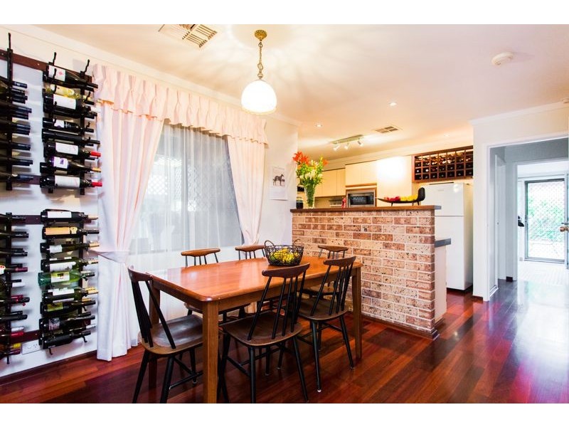 1/6 Gerald Street, Como WA 6152