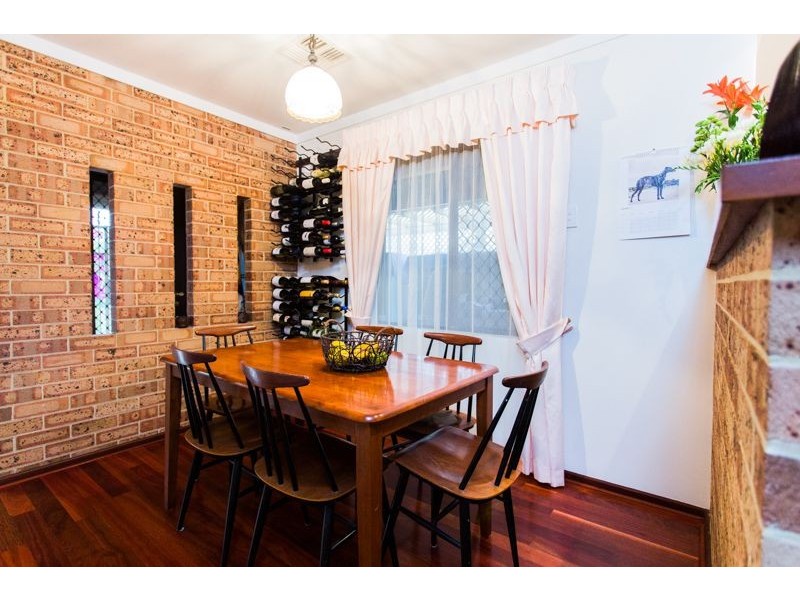 1/6 Gerald Street, Como WA 6152