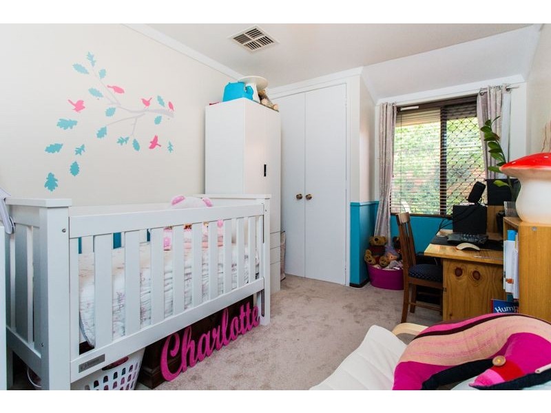 1/6 Gerald Street, Como WA 6152