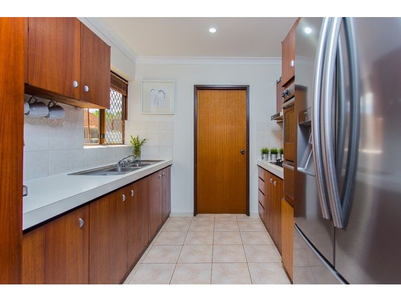 2/34 Henley Street, Como WA 6152