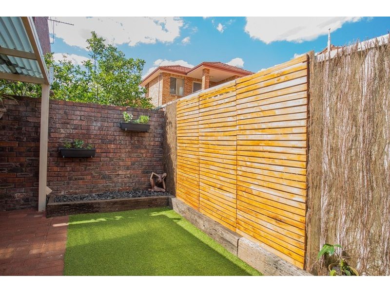 2/34 Henley Street, Como WA 6152