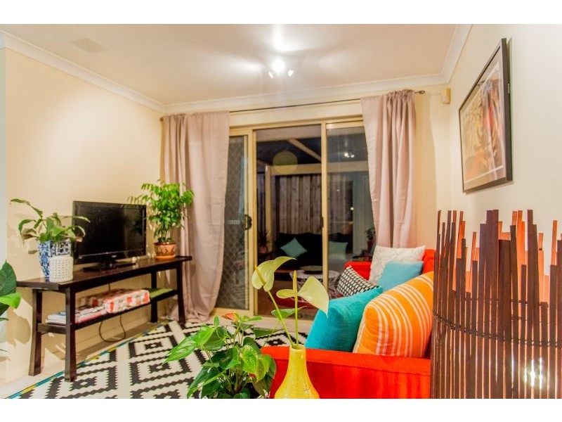 5/4 Mt Henry Road, Como WA 6152