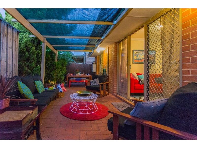 5/4 Mt Henry Road, Como WA 6152