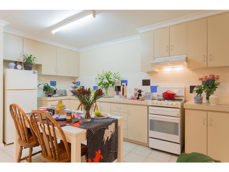 5/4 Mt Henry Road, Como WA 6152