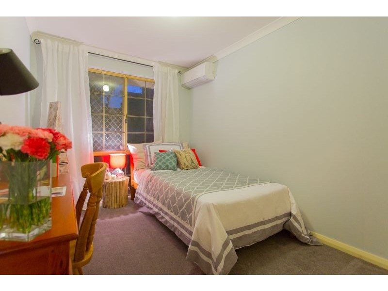 5/4 Mt Henry Road, Como WA 6152