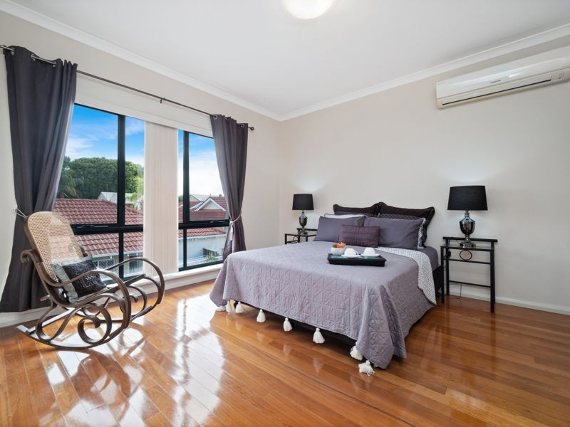 1/251 Canning Highway, Como WA 6152