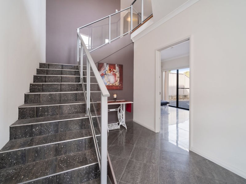 1/251 Canning Highway, Como WA 6152