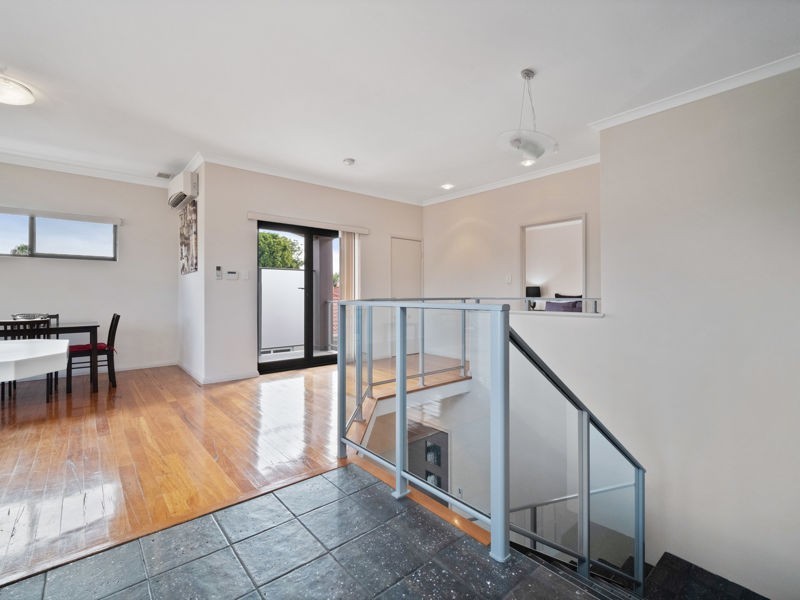 1/251 Canning Highway, Como WA 6152