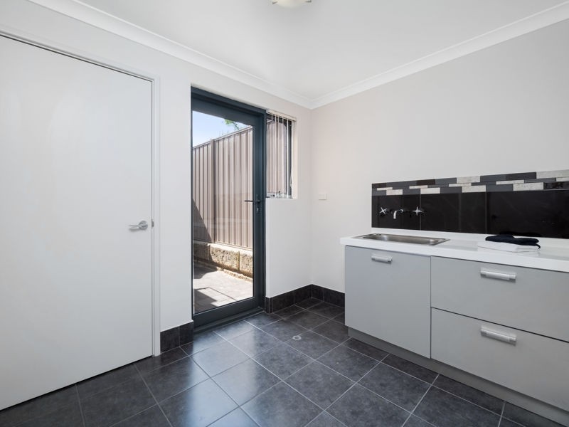 1/251 Canning Highway, Como WA 6152