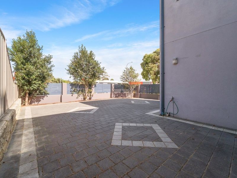 1/251 Canning Highway, Como WA 6152